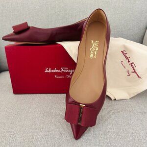 NWT Ferragamo Mimi 1cm Leather Grosgrain Bow Pointed Toe Bow Ballet Flat Shoe
